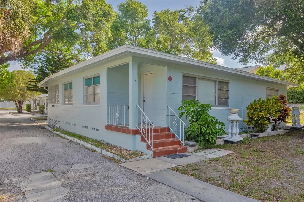 1102 Sunset Point Road Clearwater FL 33755