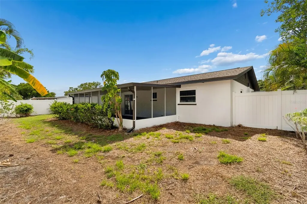 6003 Tampa Shores Boulevard Tampa FL 33615