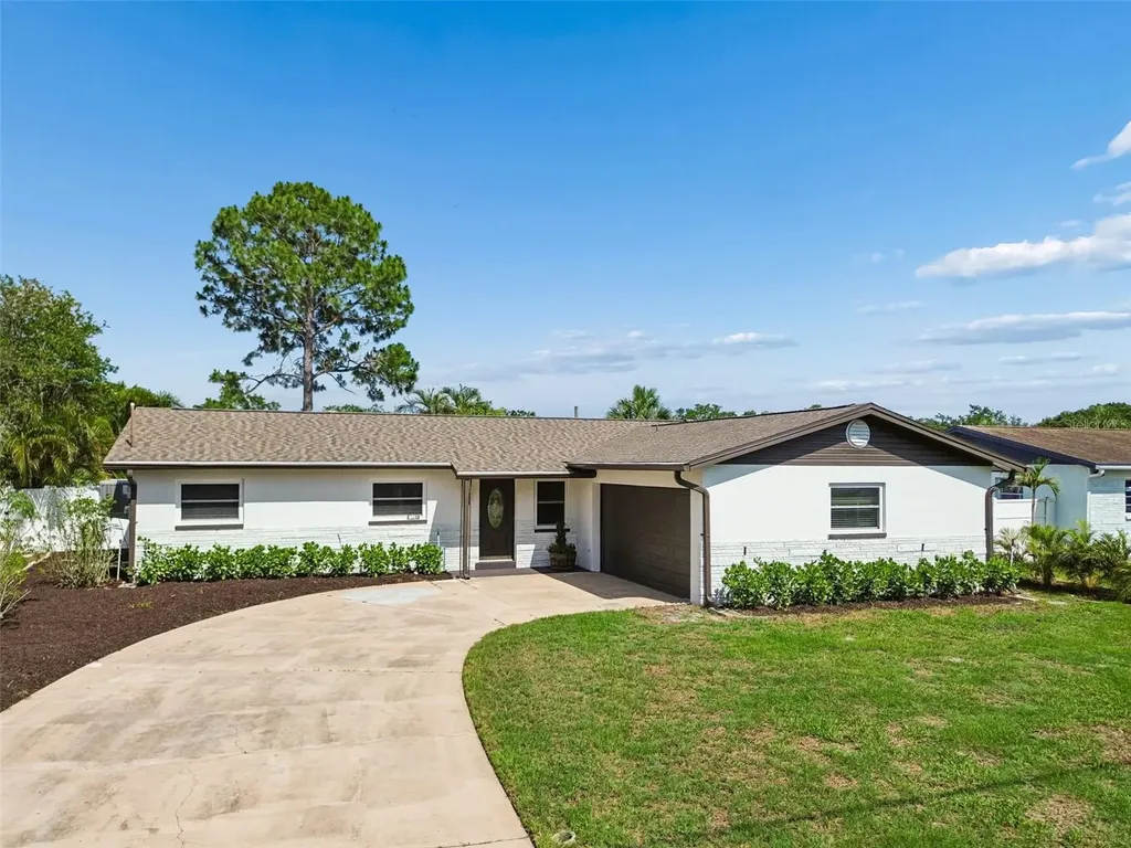 6003 Tampa Shores Boulevard Tampa FL 33615