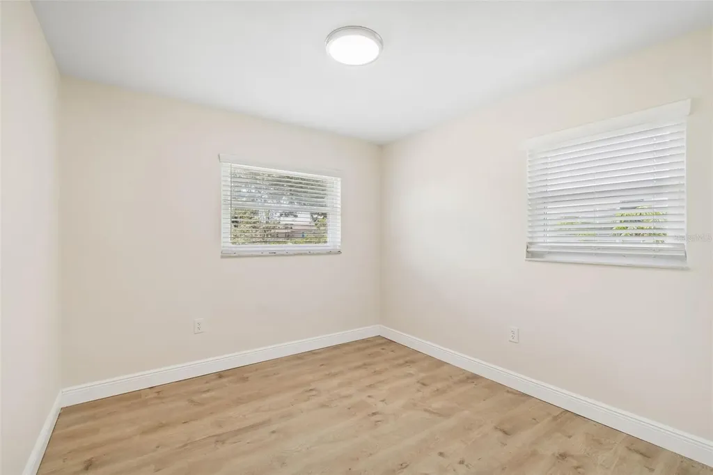 6003 Tampa Shores Boulevard Tampa FL 33615