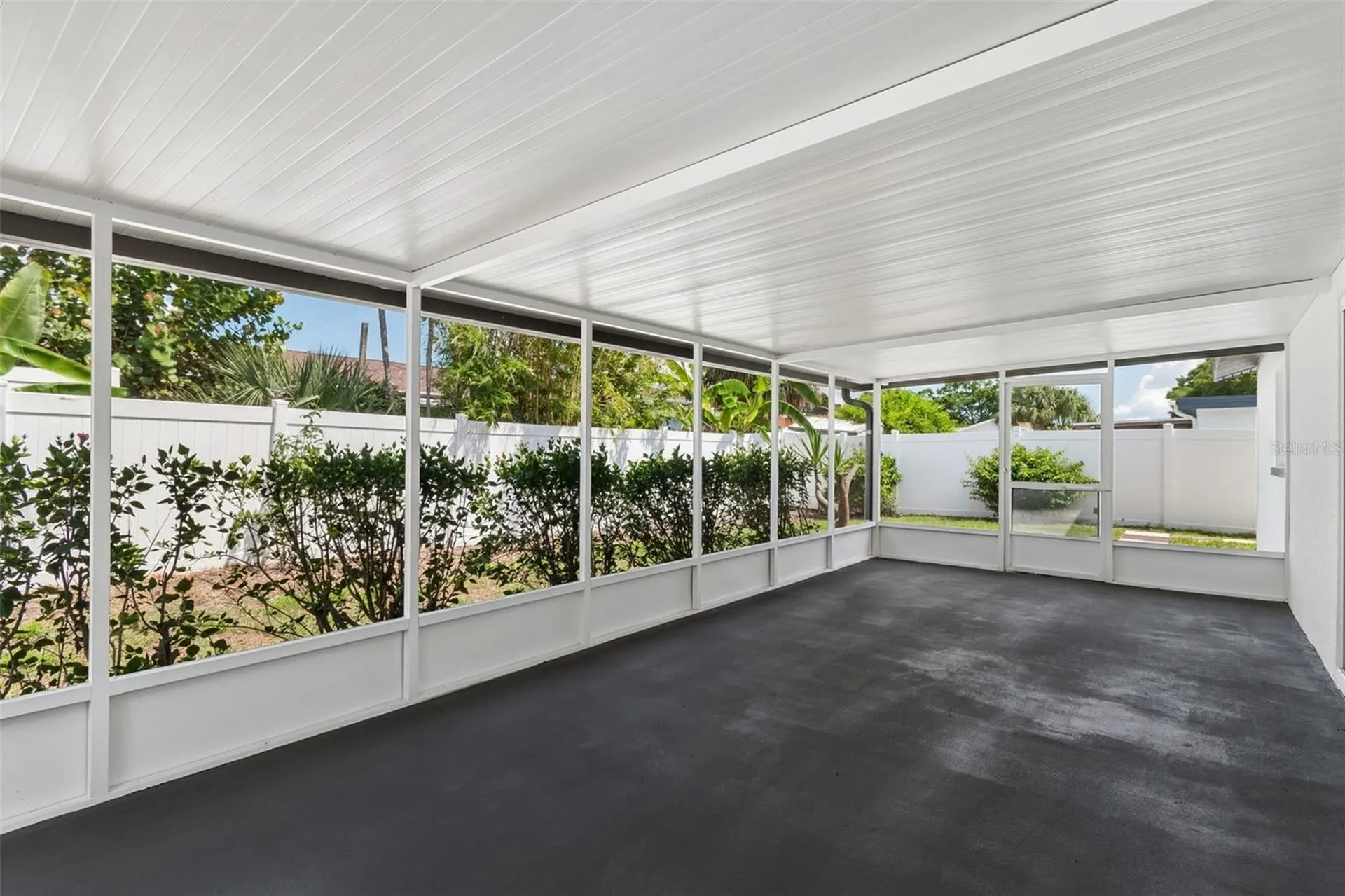 6003 Tampa Shores Boulevard Tampa FL 33615