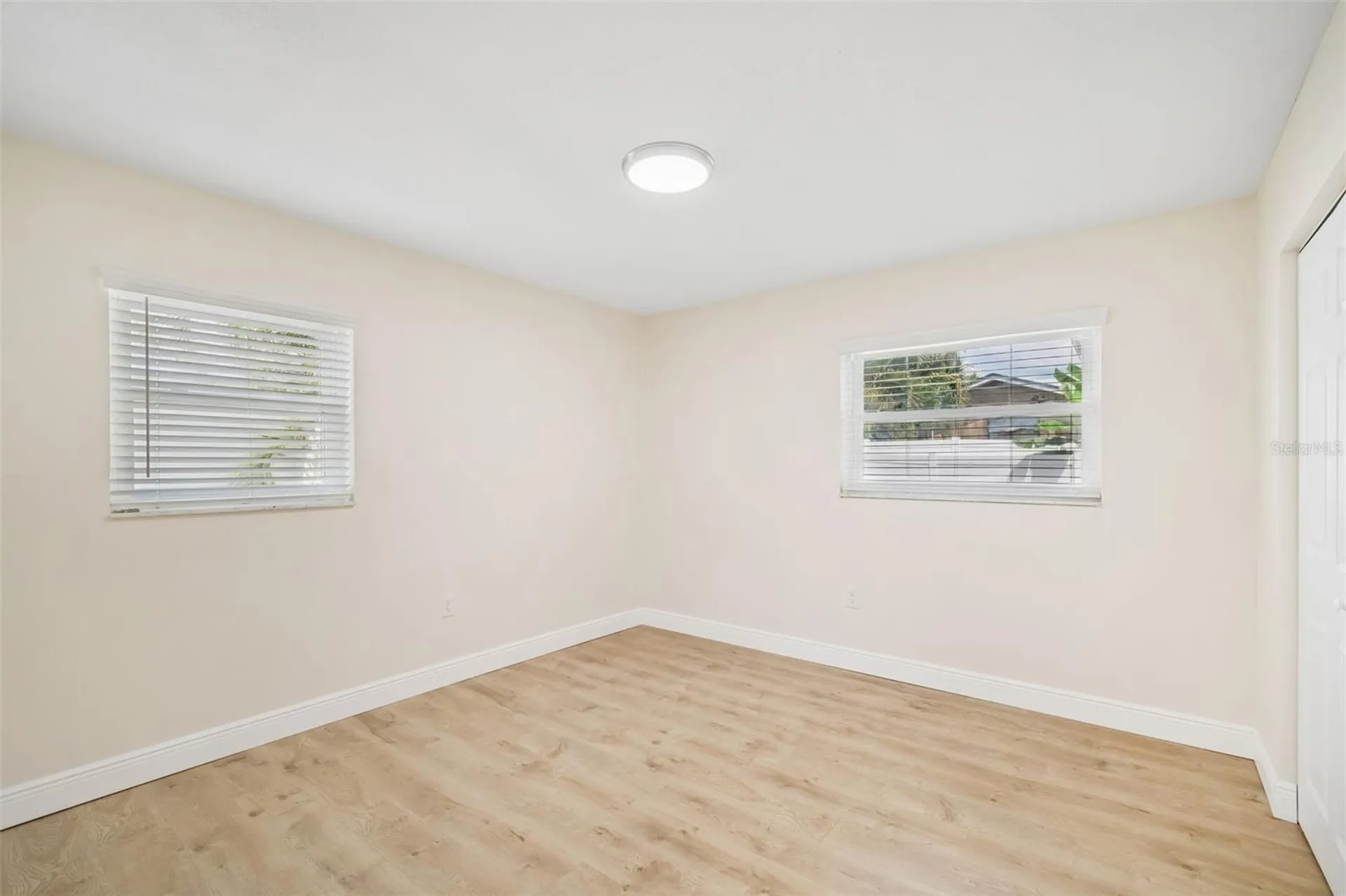 6003 Tampa Shores Boulevard Tampa FL 33615