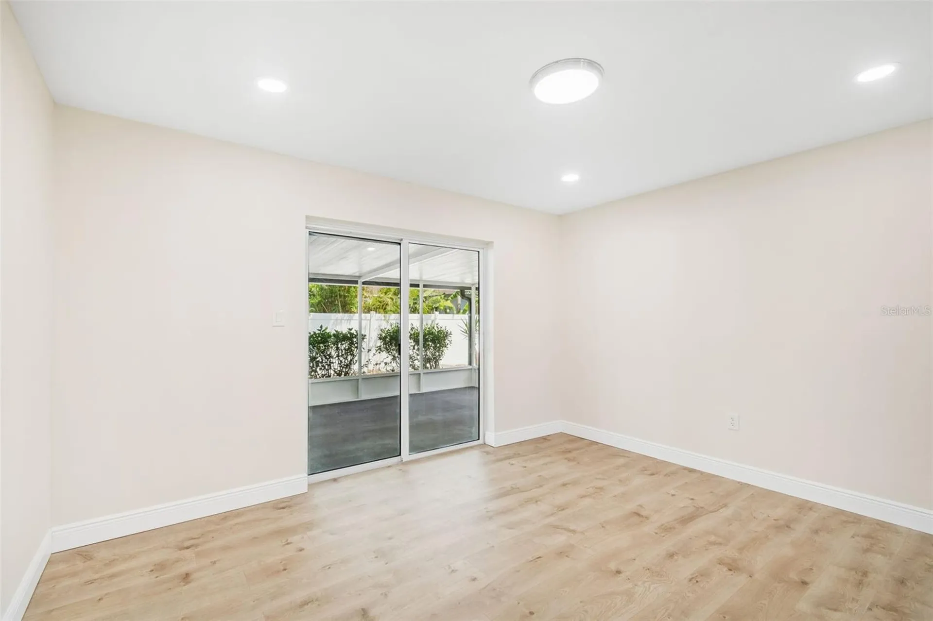 6003 Tampa Shores Boulevard Tampa FL 33615