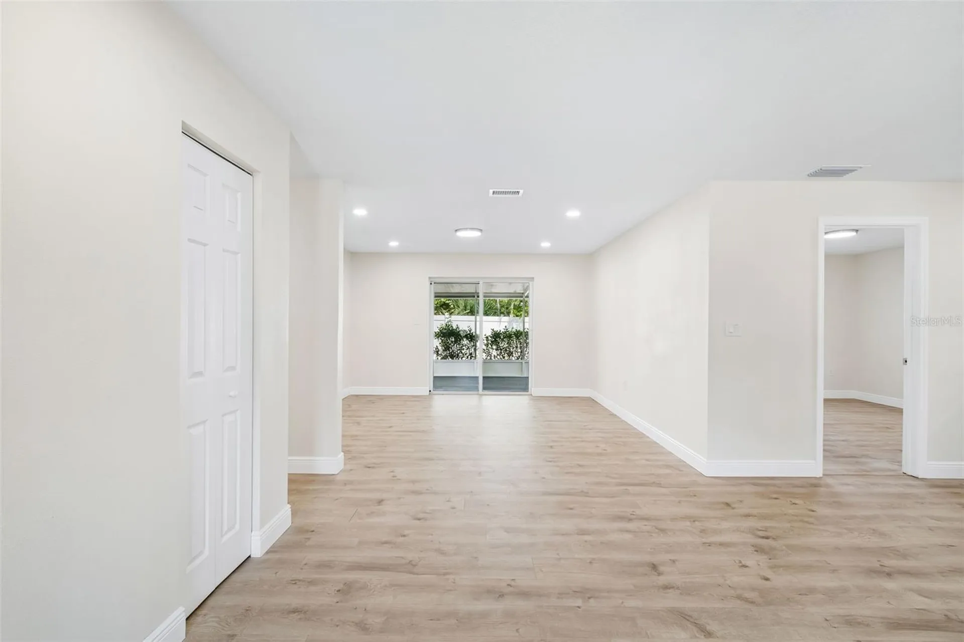 6003 Tampa Shores Boulevard Tampa FL 33615