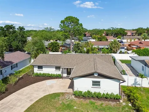 6003 Tampa Shores Boulevard Tampa FL 33615