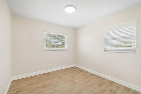 6003 Tampa Shores Boulevard Tampa FL 33615