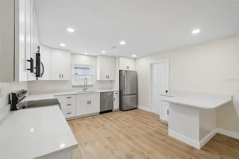 6003 Tampa Shores Boulevard Tampa FL 33615