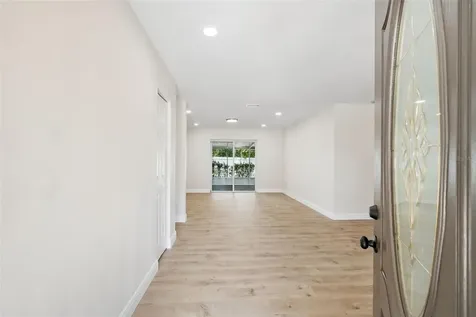 6003 Tampa Shores Boulevard Tampa FL 33615