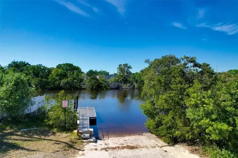 6003 Tampa Shores Boulevard Tampa FL 33615