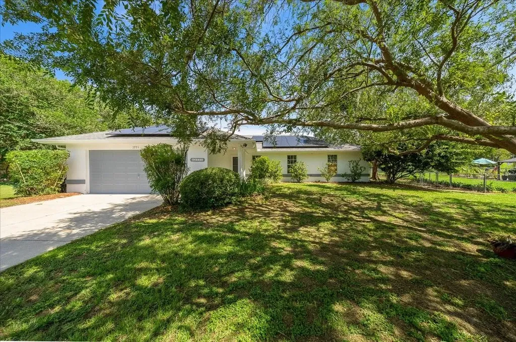 2771 NE 66th Street Ocala FL 34479