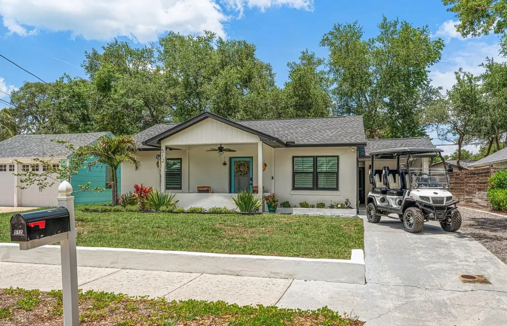 512 Roanoke Street Dunedin FL 34698