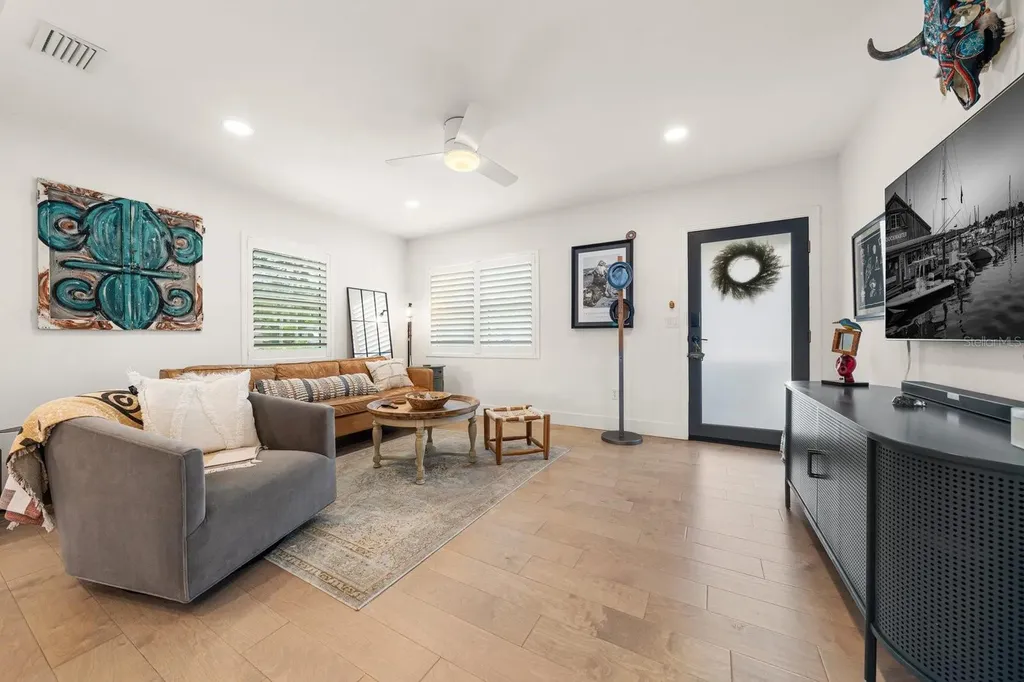 512 Roanoke Street Dunedin FL 34698