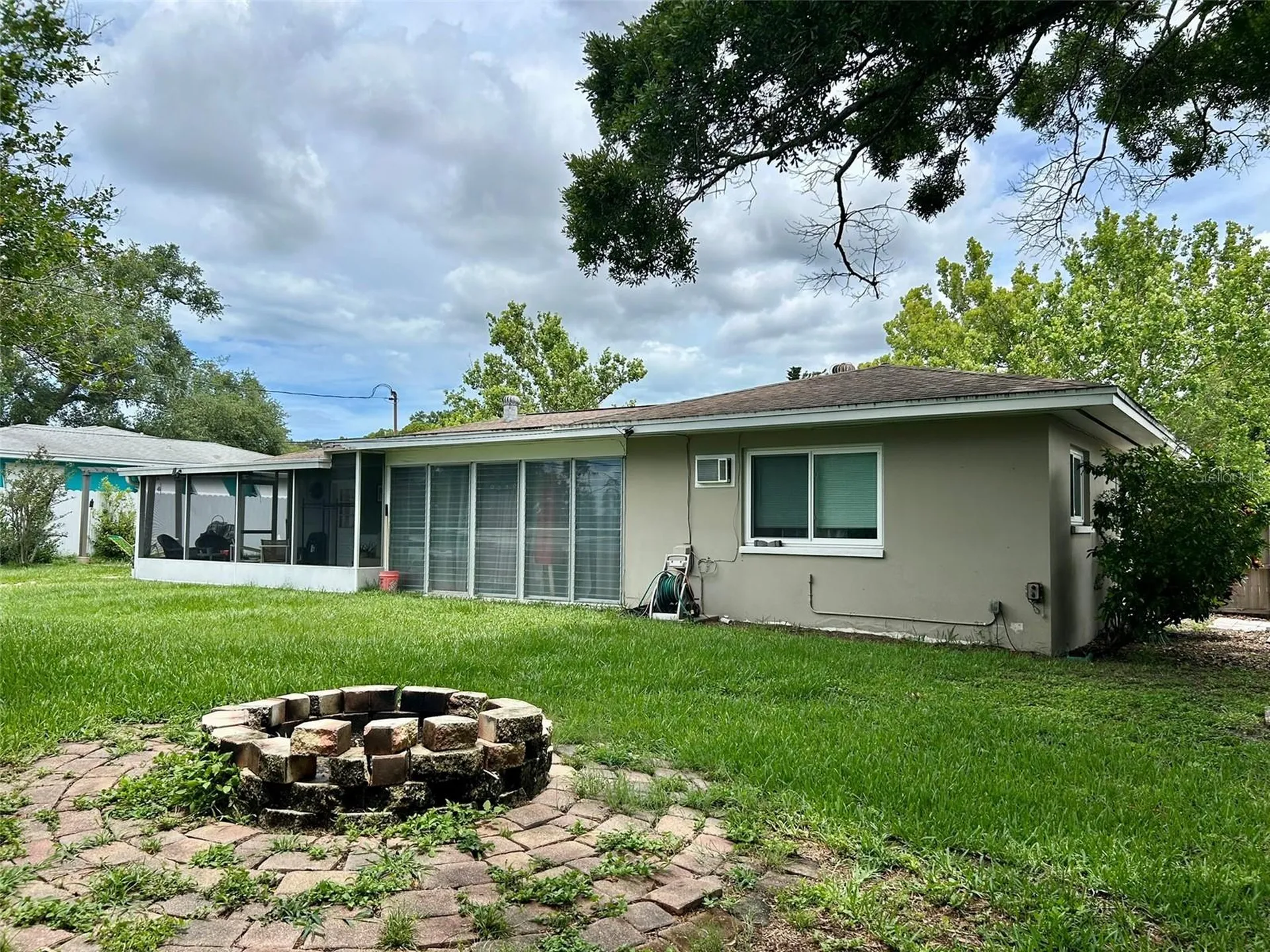 1615 Pinewood Drive Clearwater FL 33756