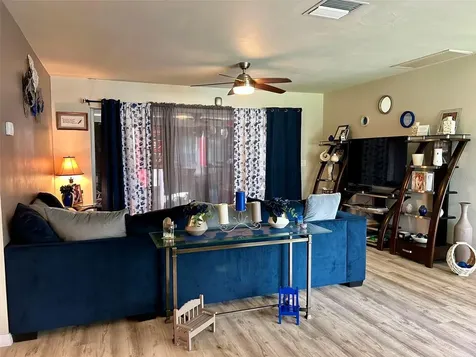 1615 Pinewood Drive Clearwater FL 33756