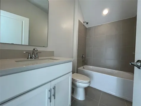 Apopka FL 32703
