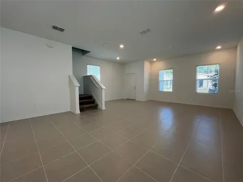 Apopka FL 32703