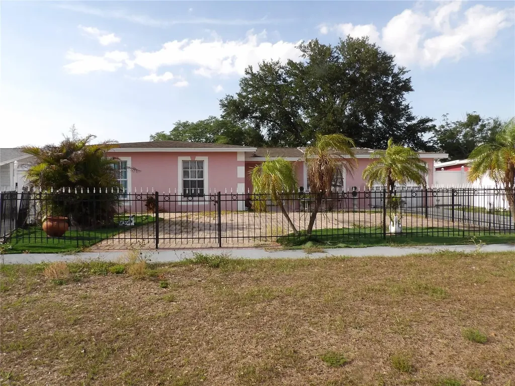 6521 W Hanna Avenue Tampa FL 33634