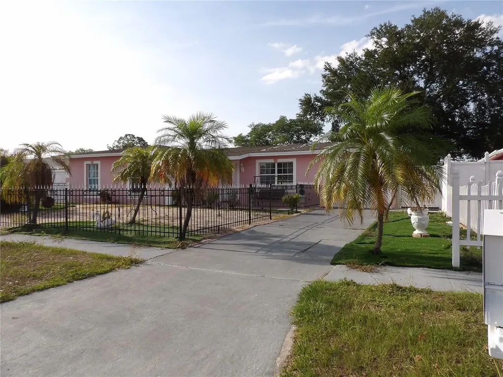 6521 W Hanna Avenue Tampa FL 33634