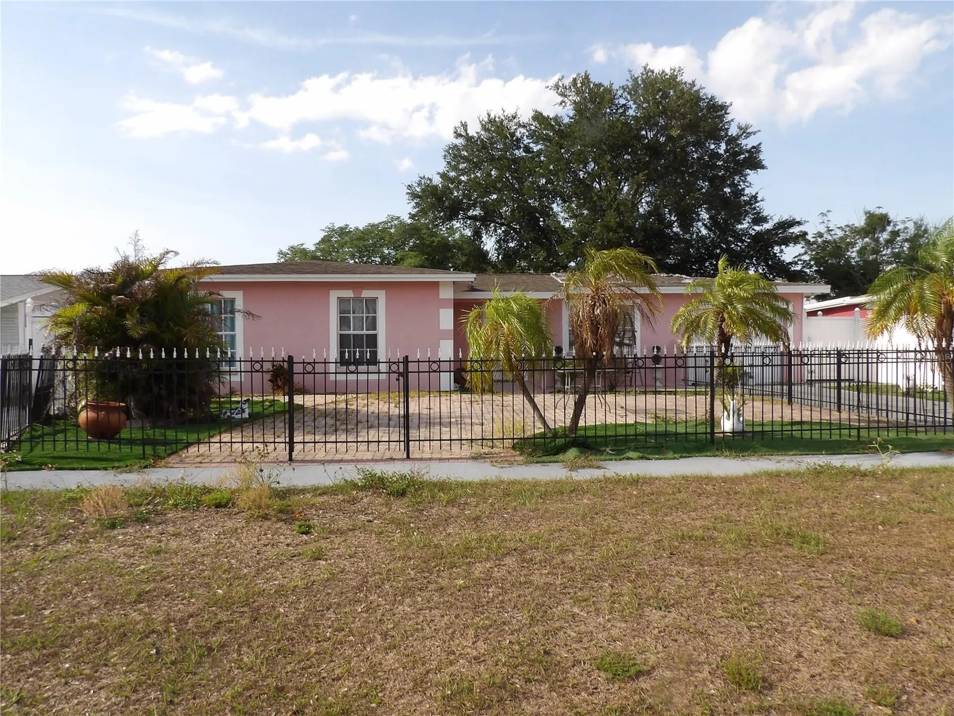 6521 W Hanna Avenue Tampa FL 33634