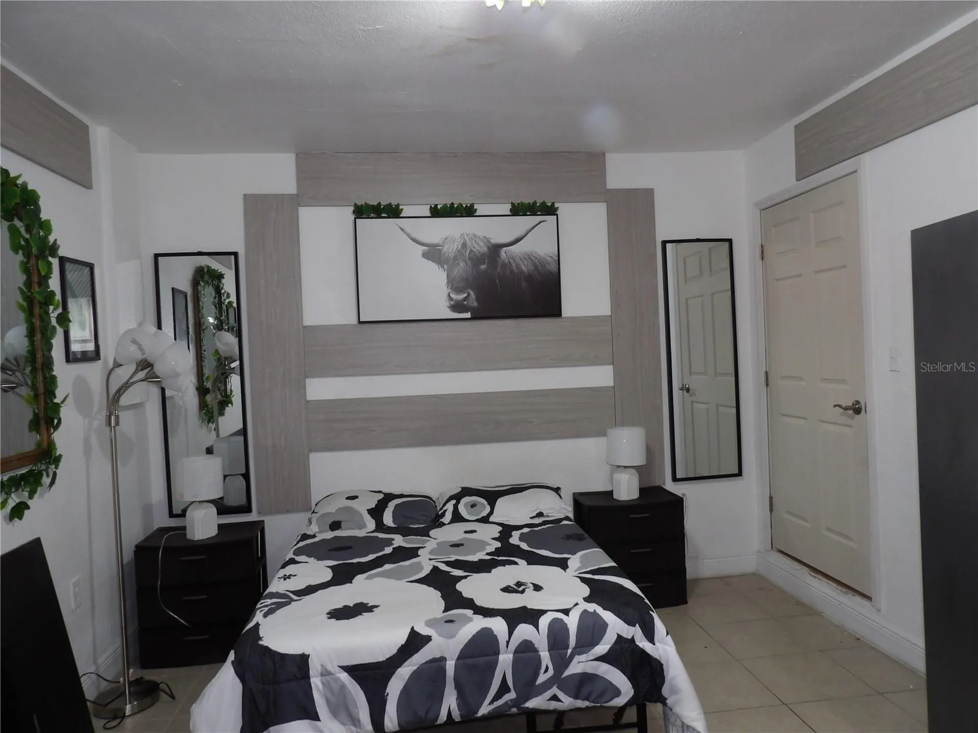6521 W Hanna Avenue Tampa FL 33634