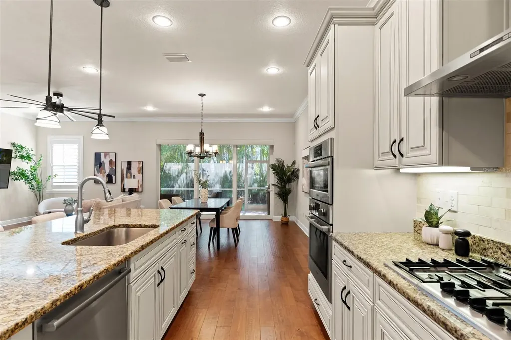 606 S Lincoln Avenue Tampa FL 33609