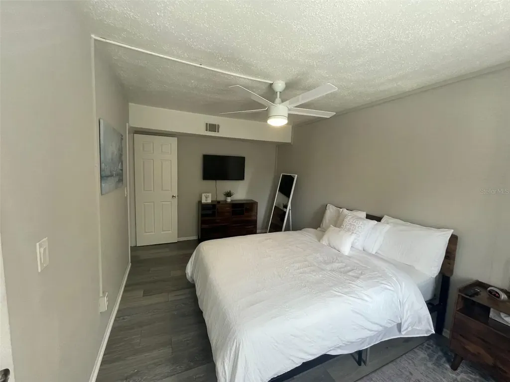 1700 SW 16th Court Gainesville FL 32608