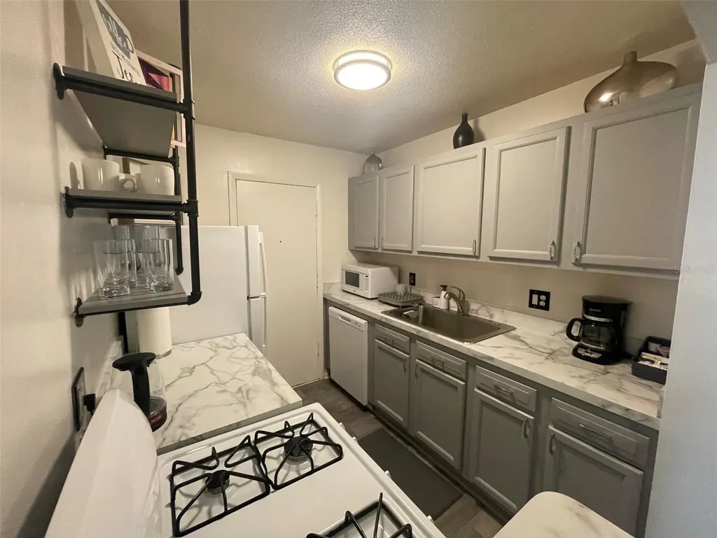 1700 SW 16th Court Gainesville FL 32608