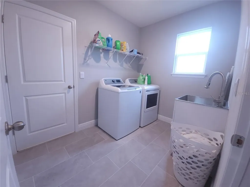 2488 Chapel Oak Bend Wesley Chapel FL 33543