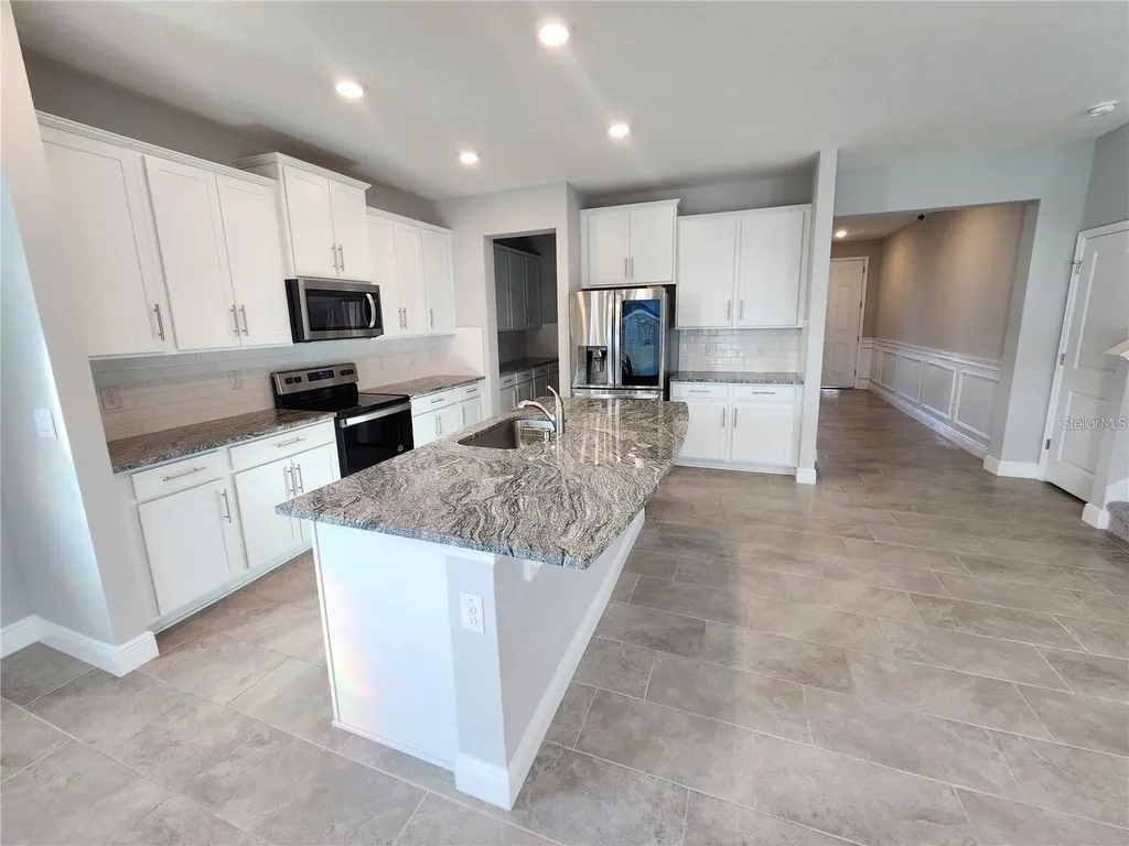 2488 Chapel Oak Bend Wesley Chapel FL 33543