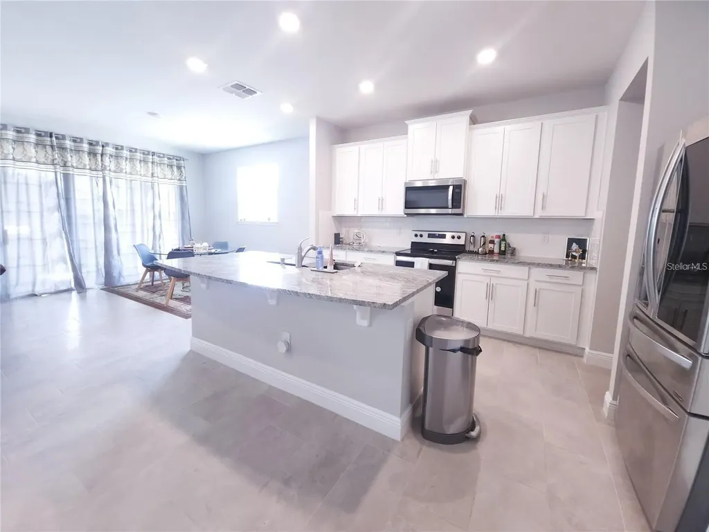 2488 Chapel Oak Bend Wesley Chapel FL 33543