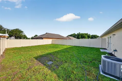32629 Vista Avenue Leesburg FL 34788