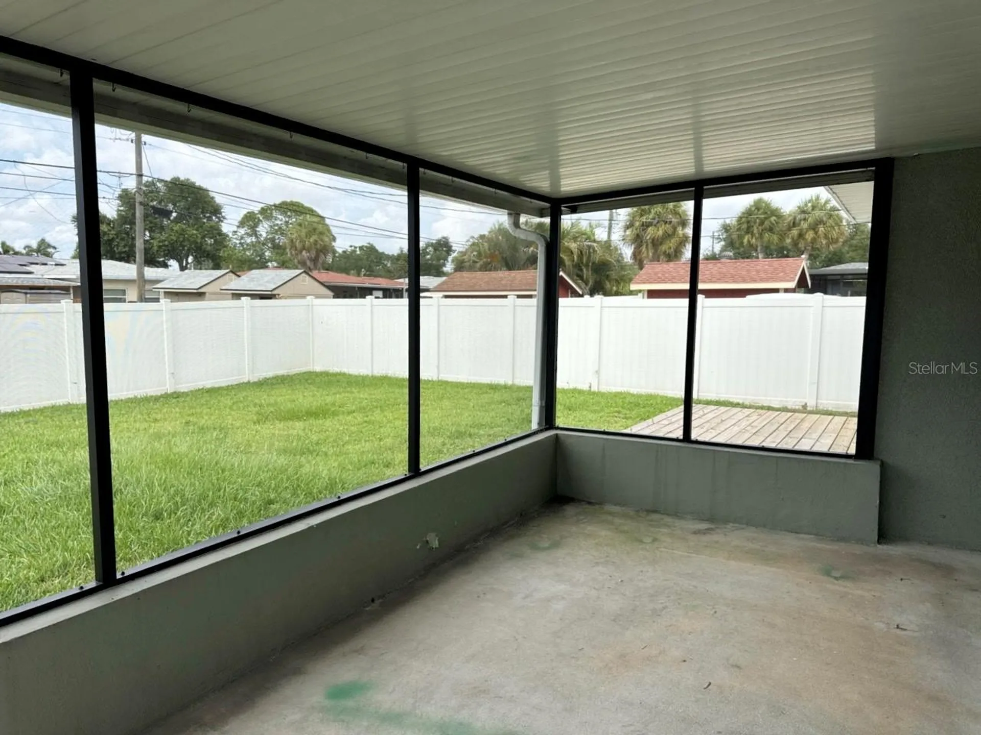 6743 Burlington Avenue N St Petersburg FL 33710
