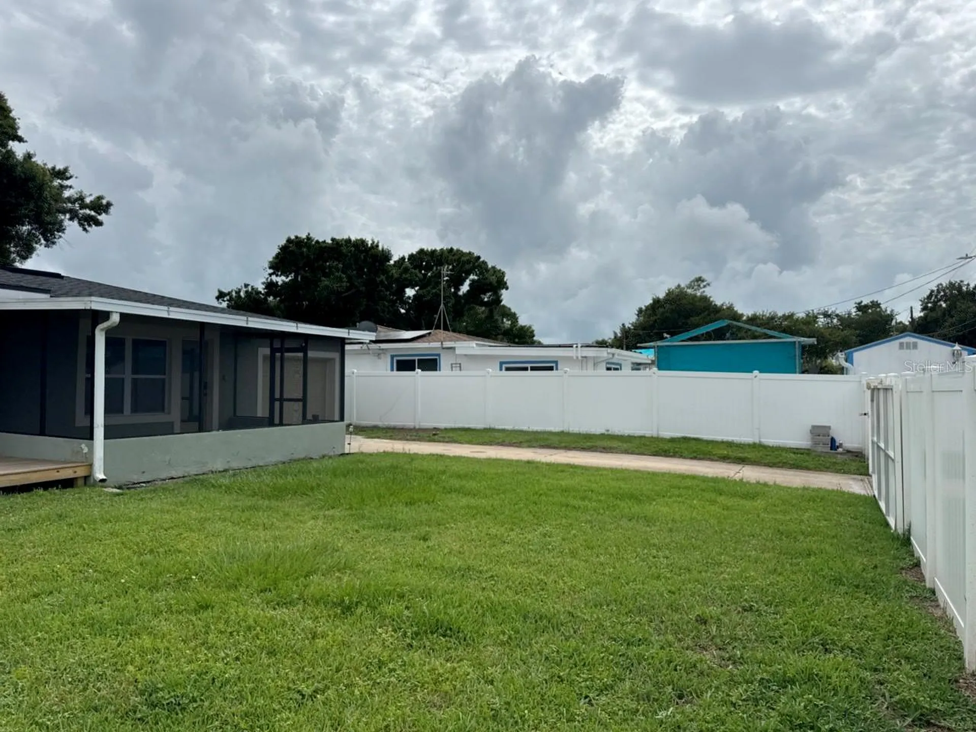 6743 Burlington Avenue N St Petersburg FL 33710