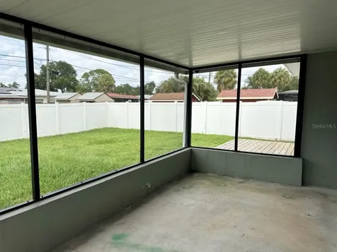 6743 Burlington Avenue N St Petersburg FL 33710