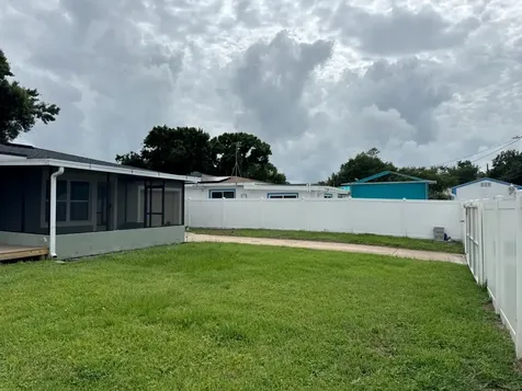 6743 Burlington Avenue N St Petersburg FL 33710