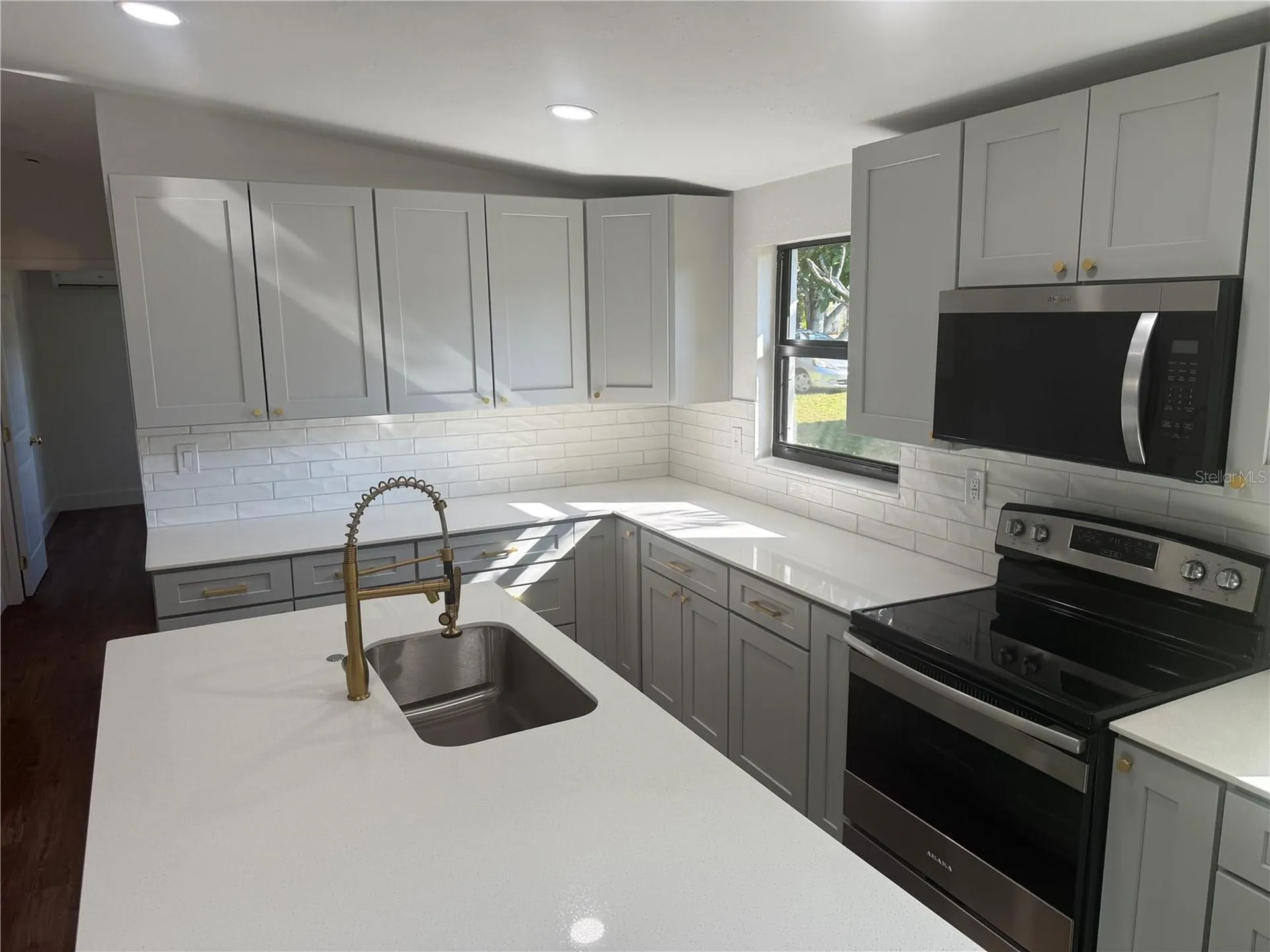 3000 Karen Avenue Largo FL 33774