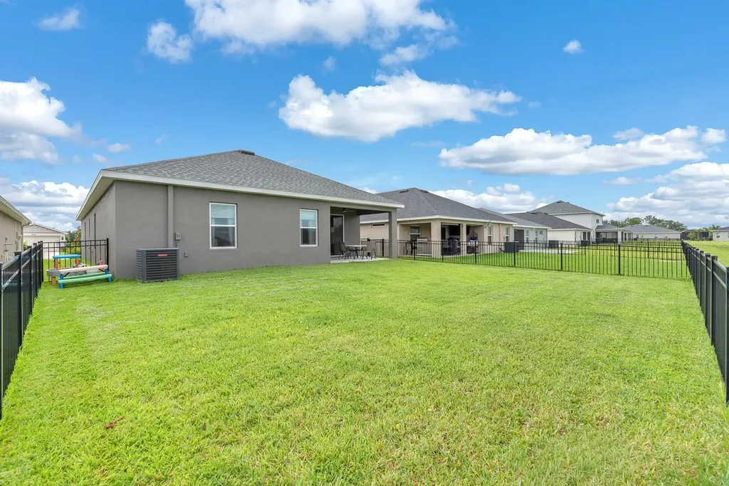 6543 166th Place E Parrish FL 34219