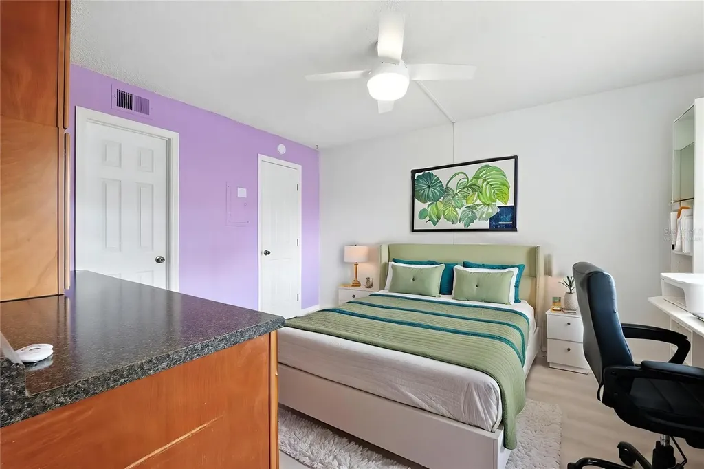 3808 N Oak Drive Tampa FL 33611