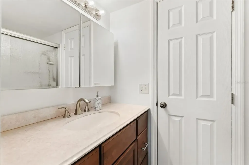 3808 N Oak Drive Tampa FL 33611
