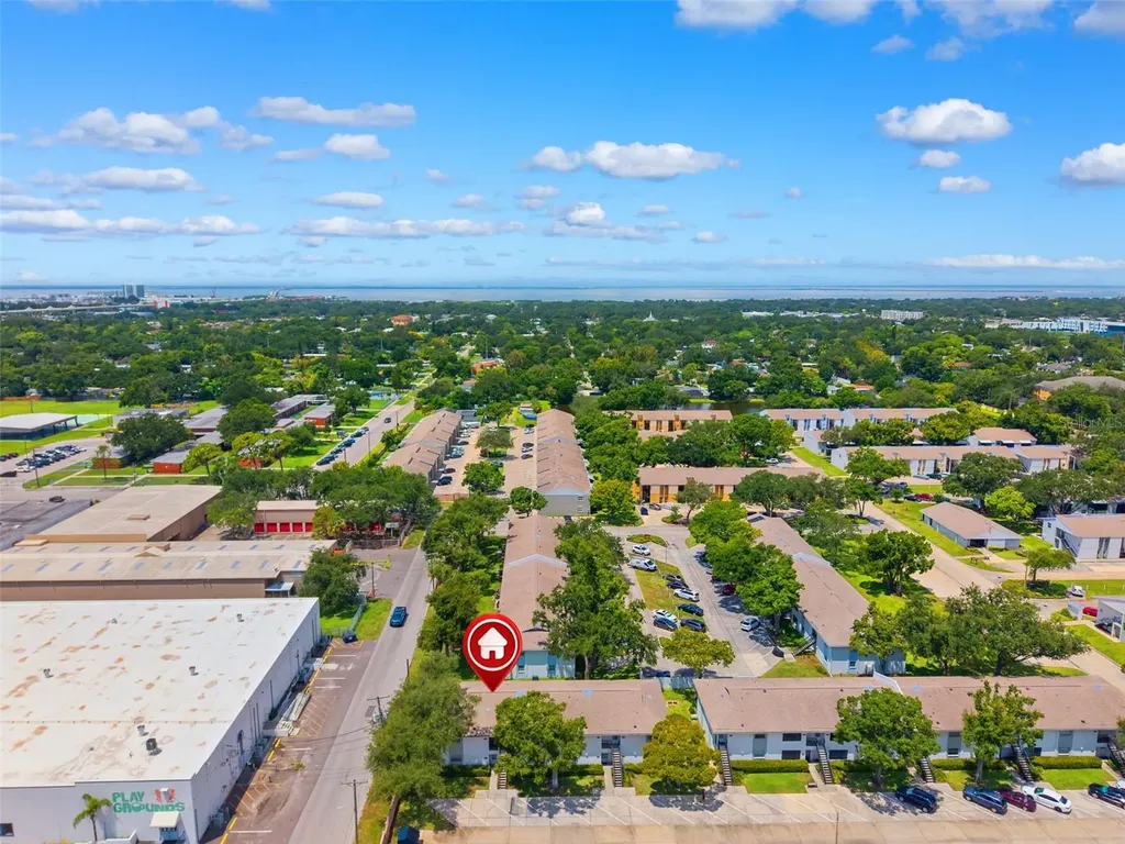 3808 N Oak Drive Tampa FL 33611
