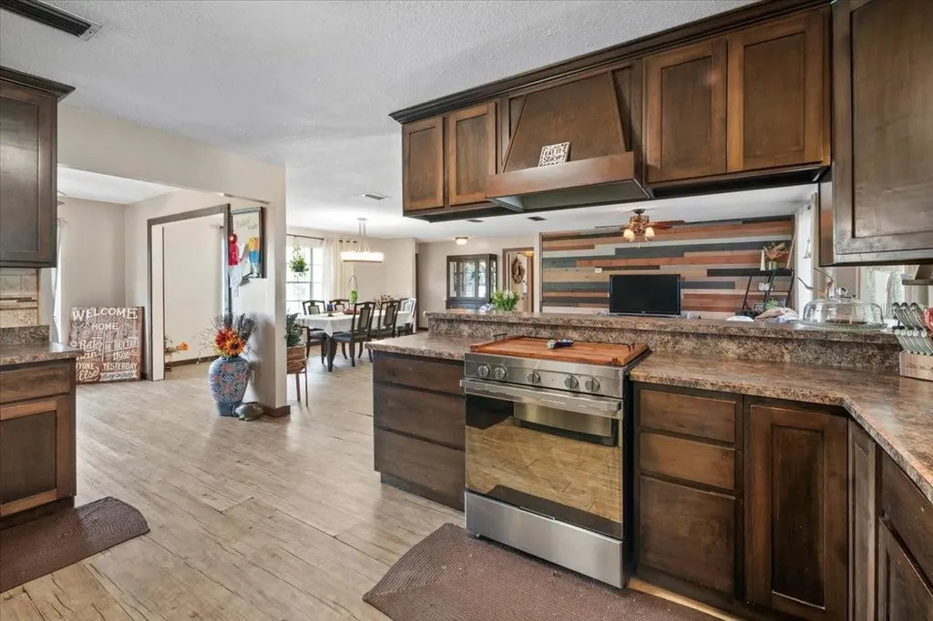 7422 S County Road 231 Lake Butler FL 32054