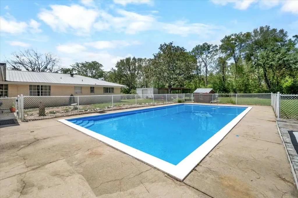 7422 S County Road 231 Lake Butler FL 32054