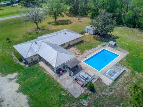 7422 S County Road 231 Lake Butler FL 32054