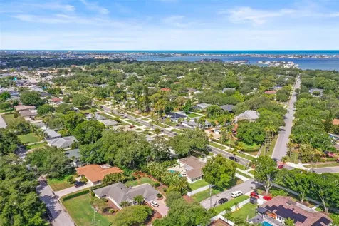 1701 Indian Rocks Road Belleair FL 33756