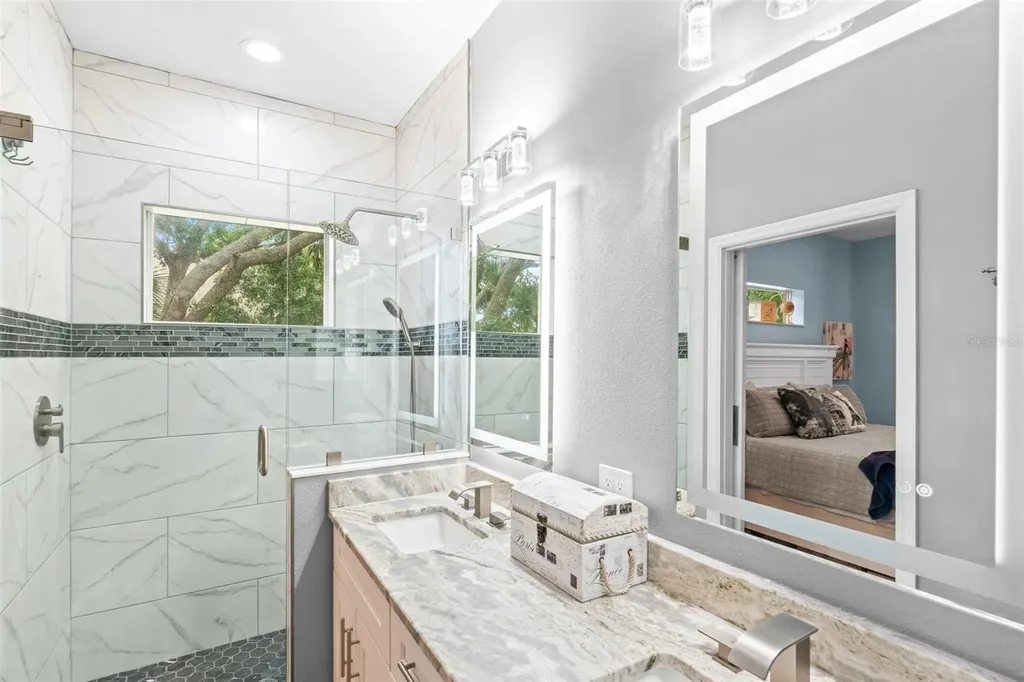 5650 Duval Street Bradenton FL 34203