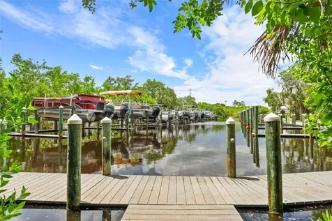 5650 Duval Street Bradenton FL 34203