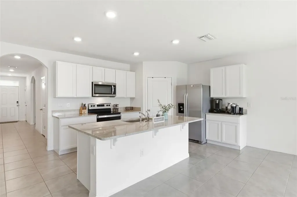 9014 Forge Breeze Loop Wesley Chapel FL 33545