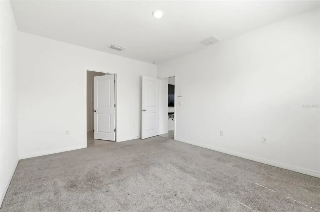 9014 Forge Breeze Loop Wesley Chapel FL 33545