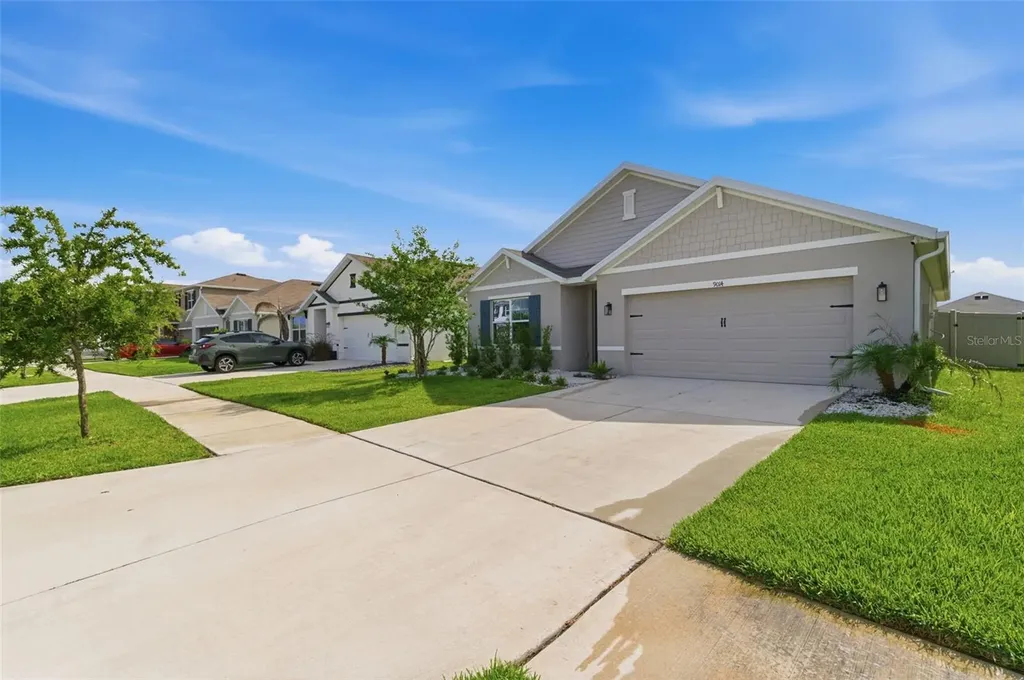 9014 Forge Breeze Loop Wesley Chapel FL 33545