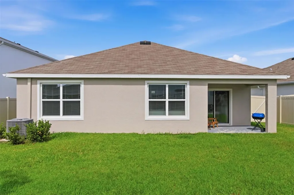 9014 Forge Breeze Loop Wesley Chapel FL 33545